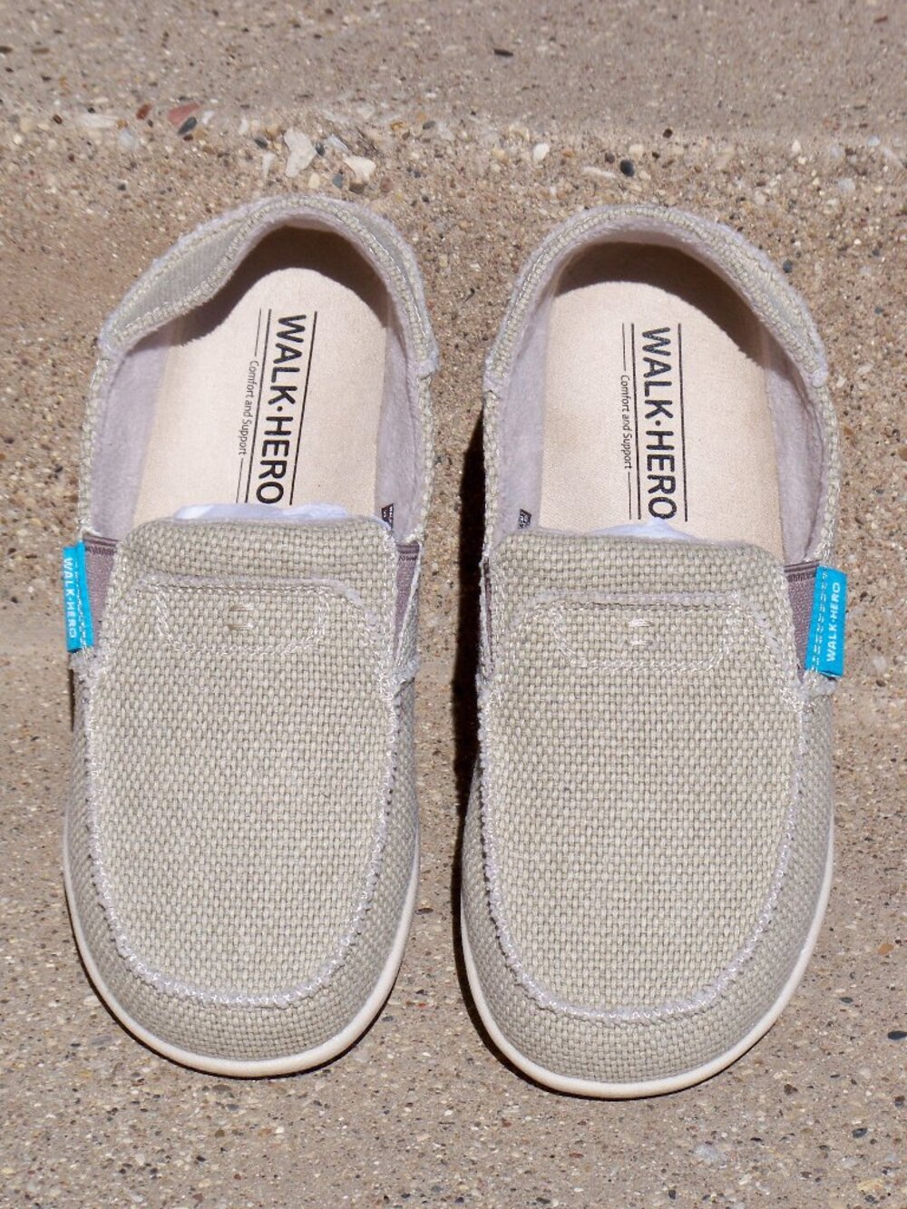 Walk Hero Women's Tan Canvas Loafers, Size 7 Wide, New